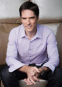 Thomas Gibson