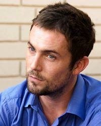 Desmond Harrington