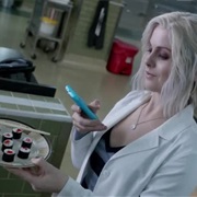 iZombie Season 2 Episode 12 Physician, Heal the Selefie