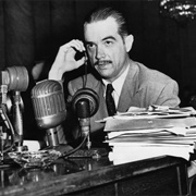 Howard Hughes, 70, Kidney Failure/Asprin Overdose