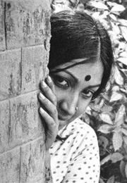Ek Adhuri Kahaani (An Unfinished Story) (1971)