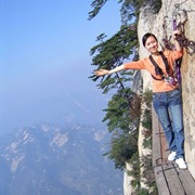 Cliff Clinging in China