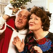 Keeping Up Appearances: The Father Christmas Suit (1991)