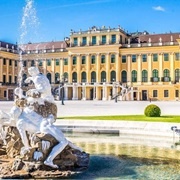 Schloss Schönbrunn (Schönbrunn Palace), Vienna, Austria