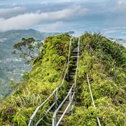 Haiku Stairs , Hawaii