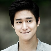 Go Kyung Pyo  고경표