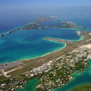 Hamilton, Bermuda, L.F. Wade International Airport (BDA)