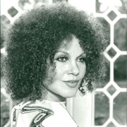 Cleo Laine