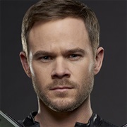 Aaron Ashmore