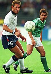 World Cup 1990: England V Ireland