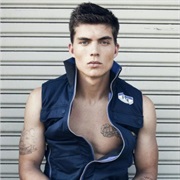 Zane Holtz