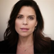 Neve Campbell