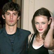 Alexis Bledel and Milo Ventimiglia