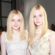 Dakota and Elle Fanning