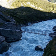 Hiking in Mt Cook Area, New Zealand