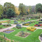 Dubuque Arboretum and Botanical Gardens