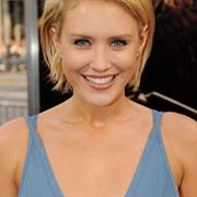 Nicky Whelan