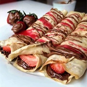 Crepes With Nutella and Strawberries