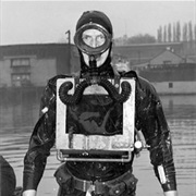 Airlift Introduced to Diving Gear (1952)