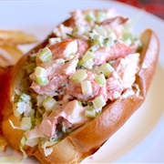 New Hampshire: Lobster Roll