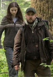 Thomasin Mackenzie and Ben Foster in &quot;Leave No Trace&quot; (2018)