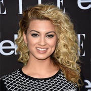 Tori Kelly