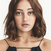 Ella Purnell