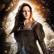 Snow White (Kristen Stewart)