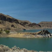 Lake Owyhee State Park, Oregon