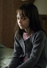 Dakota Fanning in Hide and Seek (2005)