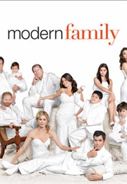 Modern Family Season 10 (2018)