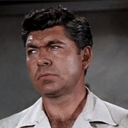 Claude Akins