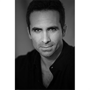 Nestor Carbonell