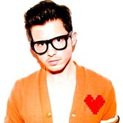 Simon Curtis