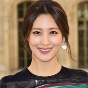 Claudia Kim