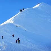 Climb the Mont Blanc