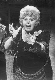 Shelley Winters - &quot;Whoever Slew Auntie Roo&quot;