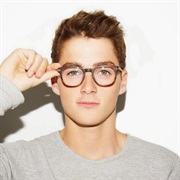 Finn Harries