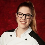 Elizabeth Aka Gizzy Barton (S18)