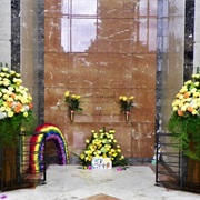 Judy Garland&#39;s Grave, Hollywood Forever Cemetary, Hollywood, CA