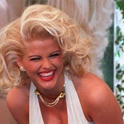 Anna Nicole Smith, 40, Combined Drug Toxicity