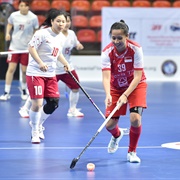 Playing Floorball