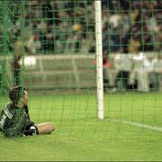 David Seaman Flapping and Falling on Arse