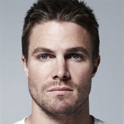 Stephen Amell