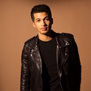 Jordan Fisher