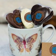 Nunu Chocolate Heart Lollipops