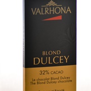 Valrhona Blond Dulcey 32% Cacao