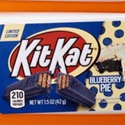 Kit Kat Blueberry Pie