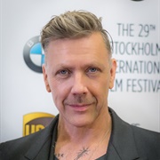 Mikael Persbrandt