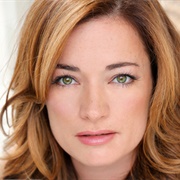 Laura Michelle Kelly